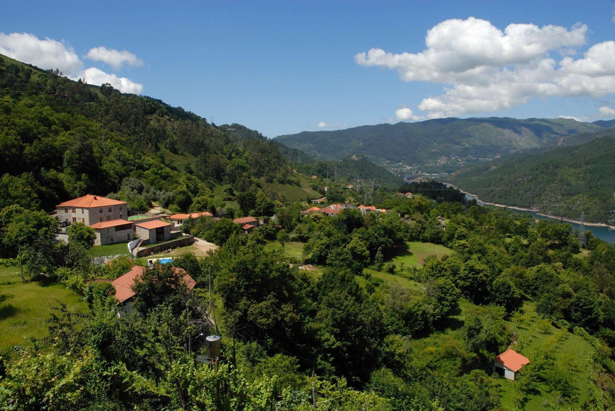 Aldeia Turistica De Louredo Vendégház Vieira do Minho Kültér fotó