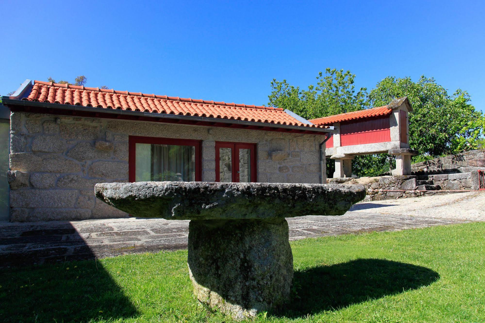 Aldeia Turistica De Louredo Vendégház Vieira do Minho Kültér fotó