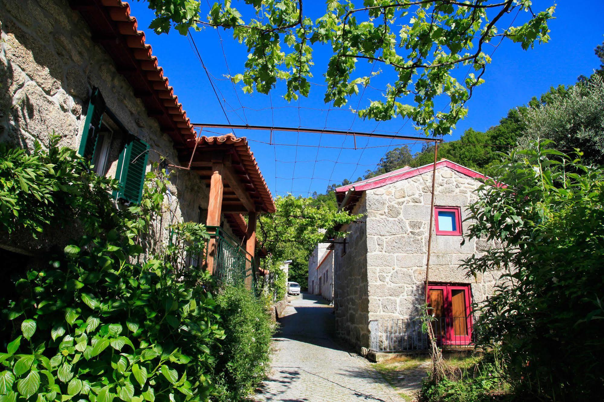 Aldeia Turistica De Louredo Vendégház Vieira do Minho Kültér fotó